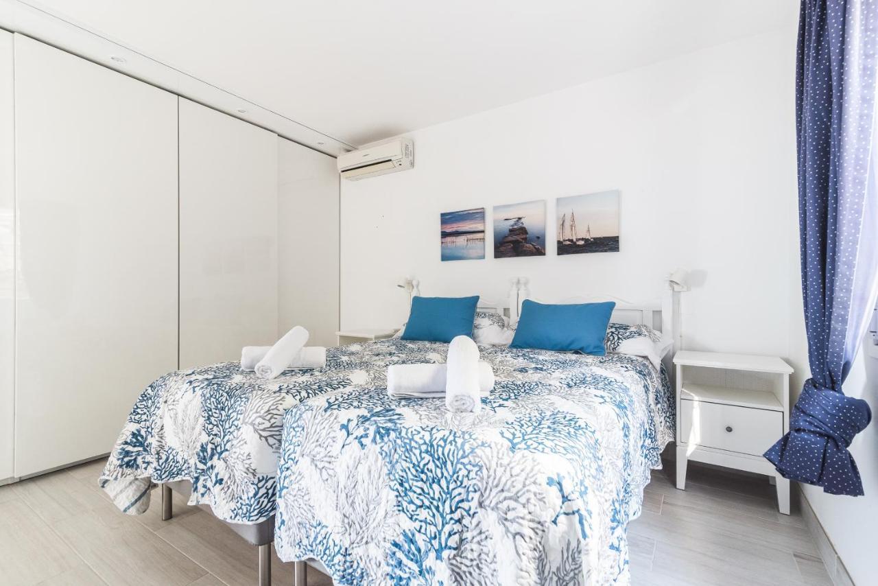 Home2Book Stunning Apartment Rocas Rojas ซานบาร์โตโลเม ภายนอก รูปภาพ